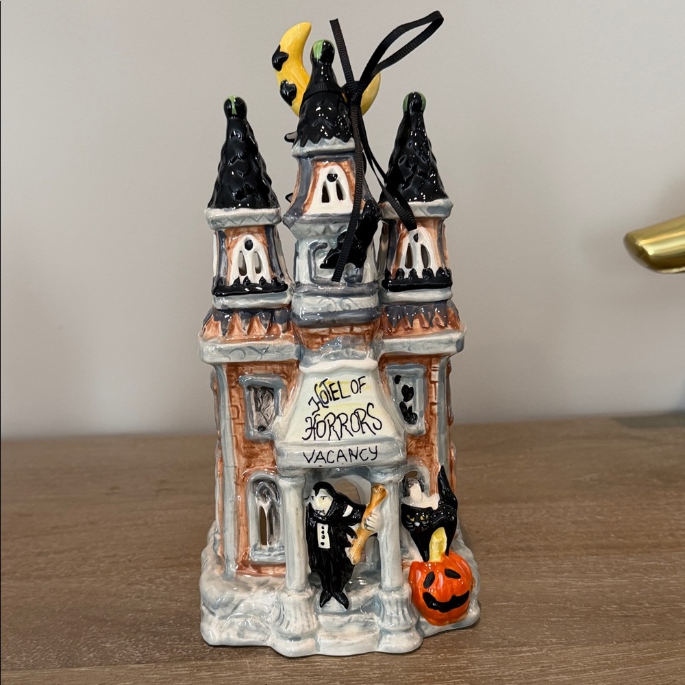 NWT Blue Sky Clayworks Spooky Hotel of Horrors